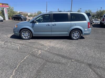 2010 Chrysler Town and Country Limited - Photo 4 - Cottonwood, AZ 86326