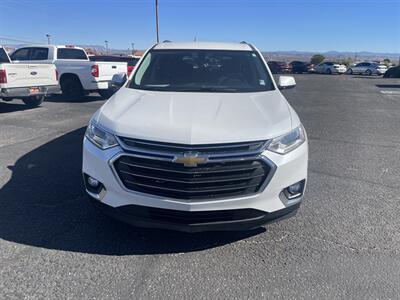 2019 Chevrolet Traverse LT   - Photo 2 - Cottonwood, AZ 86326