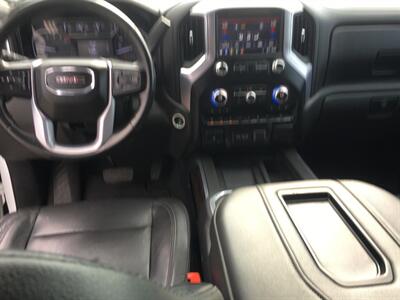 2019 GMC Sierra 1500 SLT  4x4 - Photo 11 - Cottonwood, AZ 86326