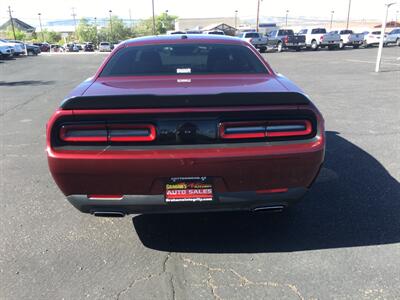 2022 Dodge Challenger SXT   - Photo 4 - Cottonwood, AZ 86326