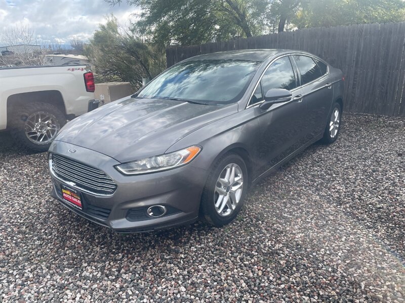 2013 Ford Fusion SE's photo