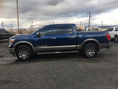 2018 Nissan Titan Platinum Reserve  4x4 - Photo 4 - Cottonwood, AZ 86326