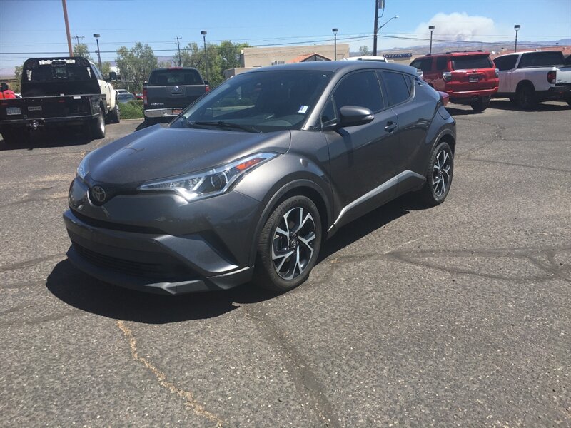 2018 Toyota C-HR XLE   - Photo 1 - Cottonwood, AZ 86326