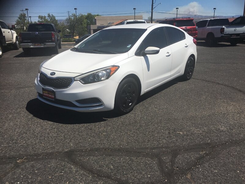 2015 Kia Forte LX   - Photo 1 - Cottonwood, AZ 86326