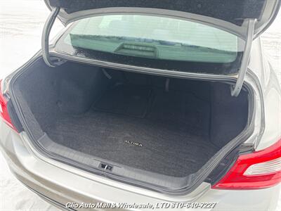 2016 Nissan Altima 2.5 S FWD   - Photo 18 - Clio, MI 48420