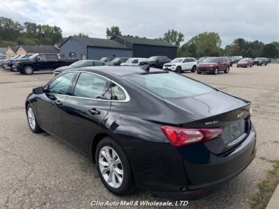 2022 Chevrolet Malibu LT FWD   - Photo 4 - Clio, MI 48420