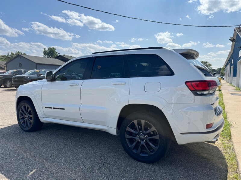2019 Jeep Grand Cherokee High Altitude - Photo 3 - Clio, MI 48420