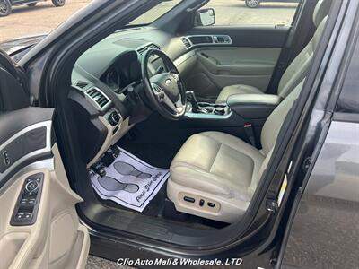 2015 Ford Explorer XLT AWD   - Photo 5 - Clio, MI 48420