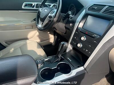 2015 Ford Explorer XLT AWD   - Photo 20 - Clio, MI 48420