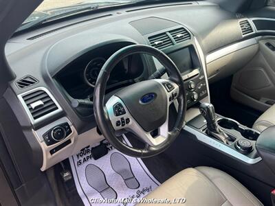 2015 Ford Explorer XLT AWD   - Photo 7 - Clio, MI 48420