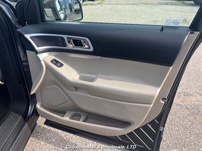 2015 Ford Explorer XLT AWD   - Photo 17 - Clio, MI 48420