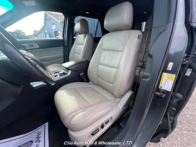 2015 Ford Explorer XLT AWD   - Photo 6 - Clio, MI 48420