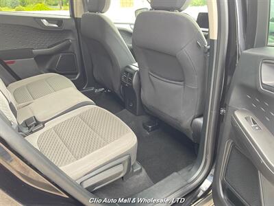 2020 Ford Escape SE AWD   - Photo 23 - Clio, MI 48420