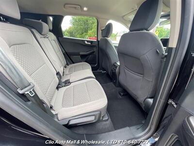 2020 Ford Escape SE AWD - Photo 24 - Clio, MI 48420