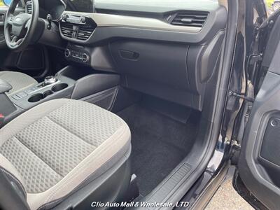 2020 Ford Escape SE AWD   - Photo 26 - Clio, MI 48420