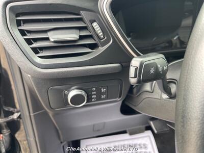 2020 Ford Escape SE AWD   - Photo 12 - Clio, MI 48420