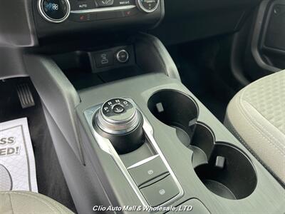 2020 Ford Escape SE AWD   - Photo 14 - Clio, MI 48420