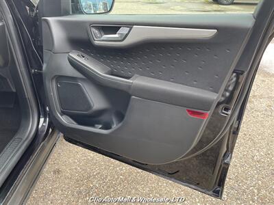 2020 Ford Escape SE AWD   - Photo 25 - Clio, MI 48420
