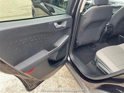 2020 Ford Escape SE AWD   - Photo 18 - Clio, MI 48420