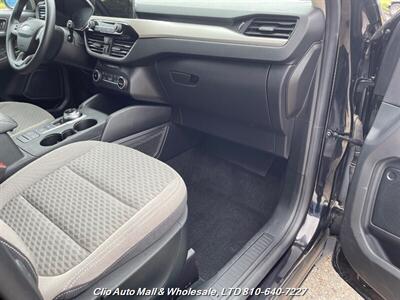 2020 Ford Escape SE AWD - Photo 26 - Clio, MI 48420