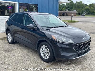 2020 Ford Escape SE AWD - Photo 5 - Clio, MI 48420