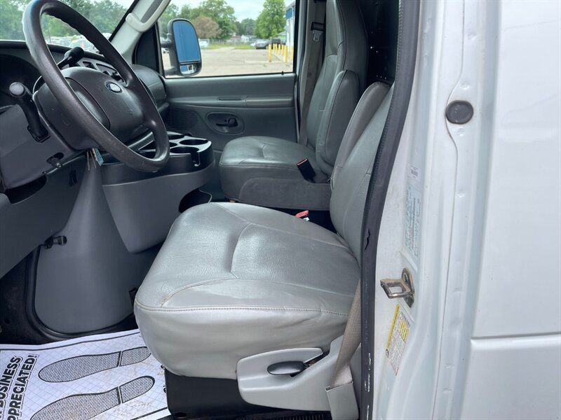 2007 Ford E-150 - Photo 11 - Clio, MI 48420
