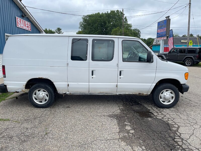 2007 Ford E-150 - Photo 8 - Clio, MI 48420