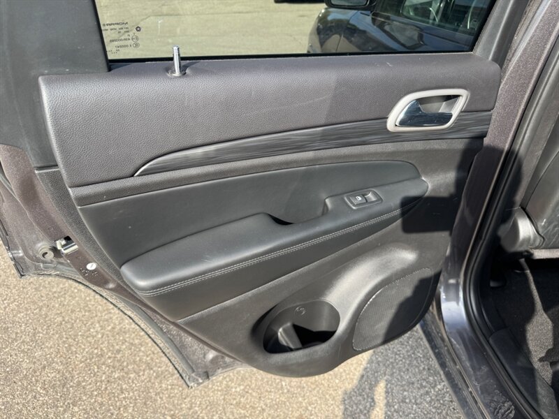2021 Jeep Grand Cherokee Altitude - Photo 9 - Clio, MI 48420