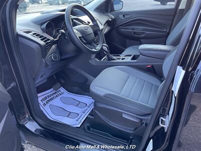 2019 Ford Escape S   - Photo 10 - Clio, MI 48420