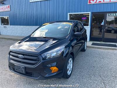 2019 Ford Escape S   - Photo 2 - Clio, MI 48420