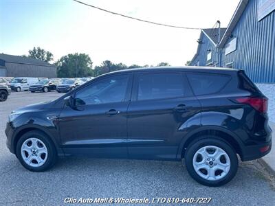 2019 Ford Escape S FWD   - Photo 3 - Clio, MI 48420