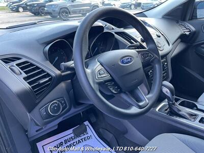 2019 Ford Escape S FWD   - Photo 11 - Clio, MI 48420