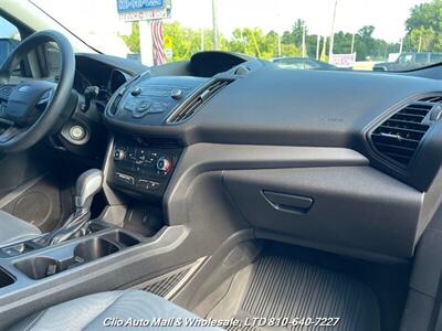 2019 Ford Escape S FWD   - Photo 23 - Clio, MI 48420