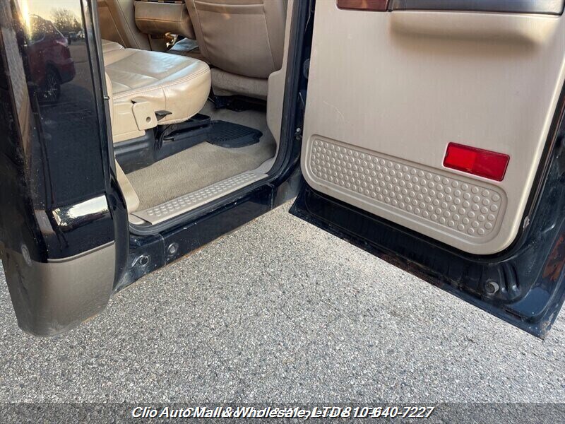 2005 Ford F-350 Super Duty Lariat - Photo 23 - Clio, MI 48420