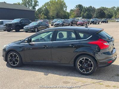 2012 Ford Focus Titanium FWD   - Photo 3 - Clio, MI 48420