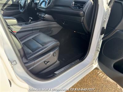 2022 Dodge Durango R/T AWD   - Photo 41 - Clio, MI 48420