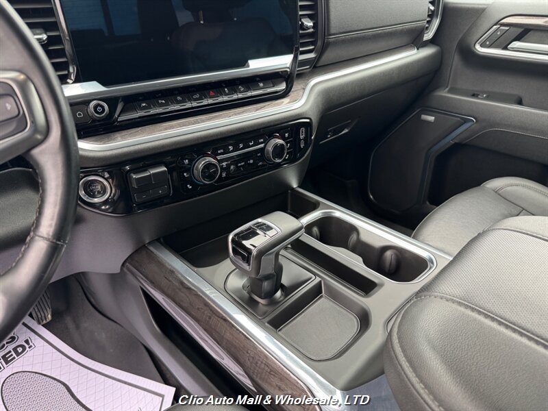 2023 Chevrolet Silverado 1500 LTZ photo 8