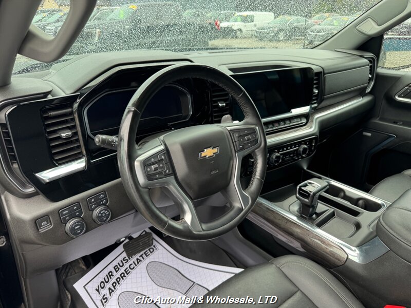 2023 Chevrolet Silverado 1500 LTZ photo 5