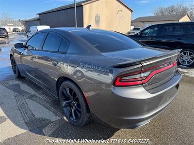 2017 Dodge Charger R/T   - Photo 4 - Clio, MI 48420
