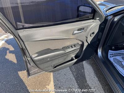 2017 Dodge Charger R/T   - Photo 11 - Clio, MI 48420