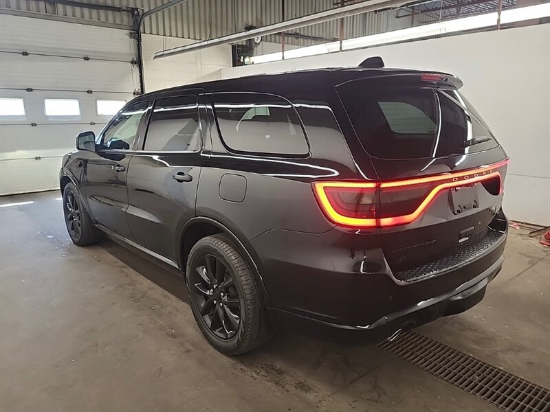 2018 Dodge Durango R/T - Photo 2 - Clio, MI 48420