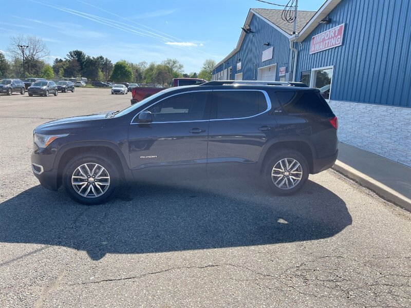 2017 GMC Acadia SLE-2 - Photo 3 - Clio, MI 48420