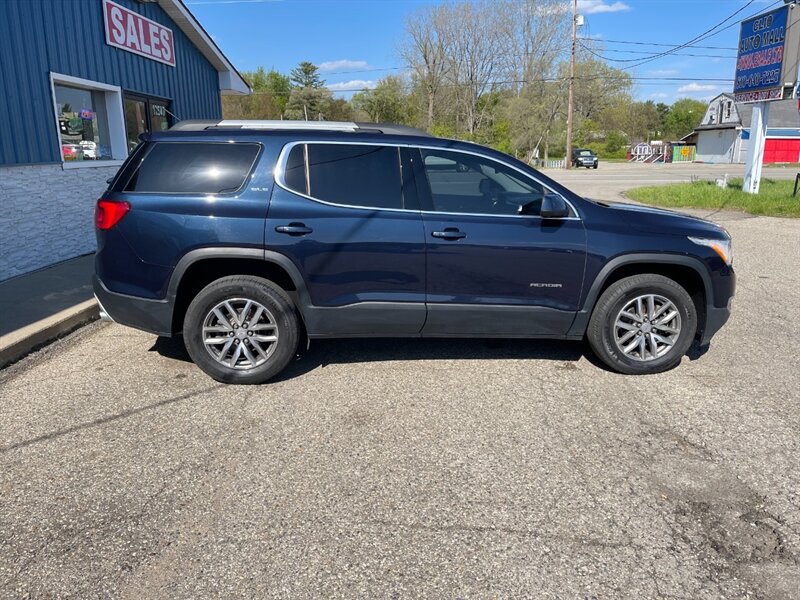 2017 GMC Acadia SLE-2 - Photo 7 - Clio, MI 48420