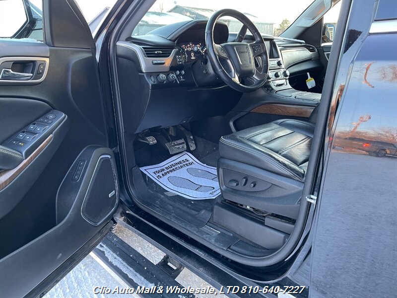 2019 GMC Yukon Denali - Photo 10 - Clio, MI 48420