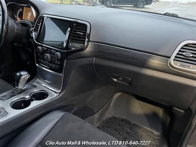 2020 Jeep Grand Cherokee Altitude 4X4   - Photo 16 - Clio, MI 48420
