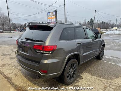 2020 Jeep Grand Cherokee Altitude 4X4   - Photo 5 - Clio, MI 48420