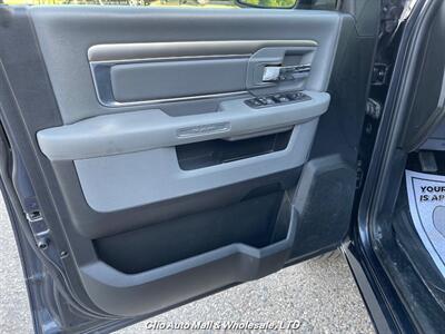 2019 RAM 1500 Classic Warlock   - Photo 8 - Clio, MI 48420