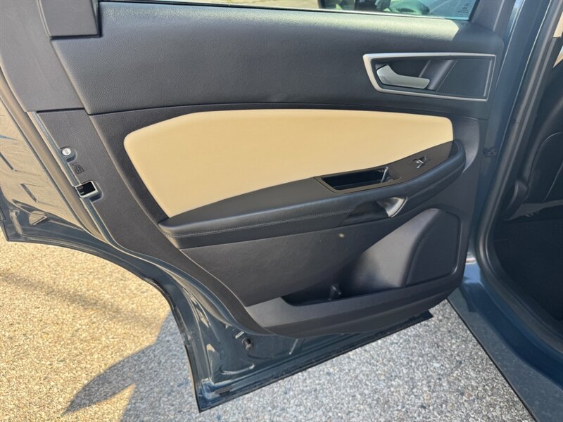 2019 Ford Edge SEL - Photo 10 - Clio, MI 48420
