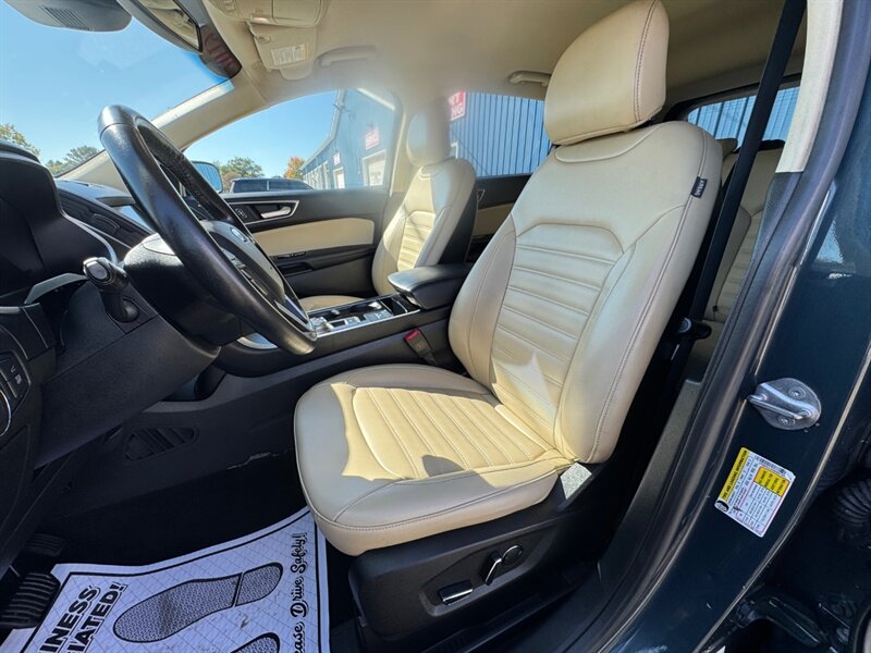 2019 Ford Edge SEL - Photo 9 - Clio, MI 48420