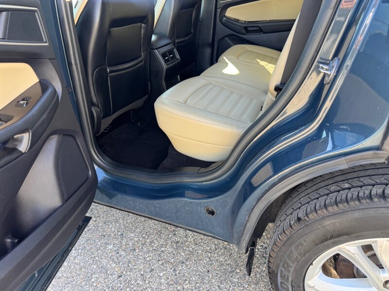 2019 Ford Edge SEL - Photo 11 - Clio, MI 48420